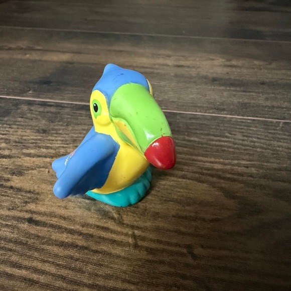 Fisher-Price Other - Fisher Price Little People Noah's Ark Parrot figure Replacement